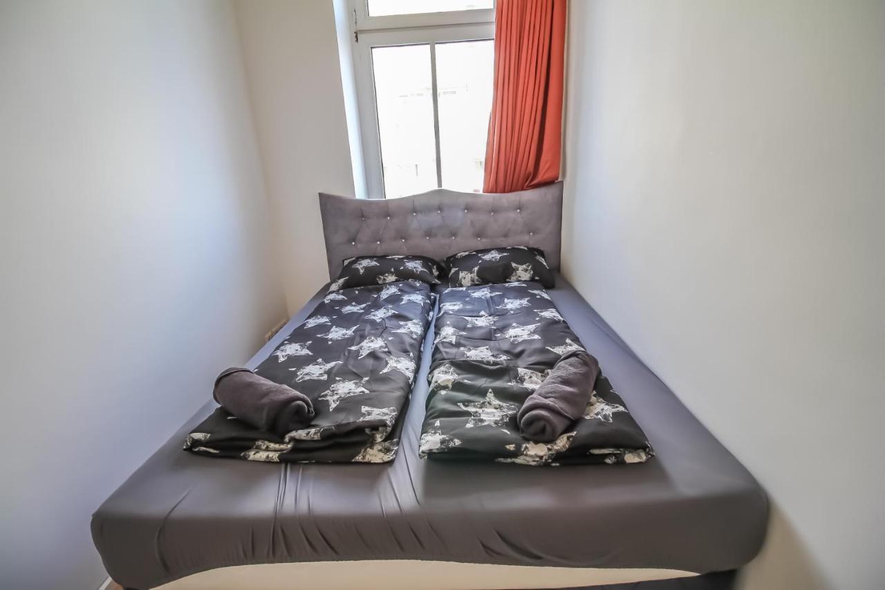 Private Room In Shared Apartment Pr6 Viena Exterior foto